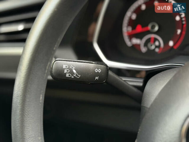 Синий Фольксваген Джетта, объемом двигателя 1.4 л и пробегом 88 тыс. км за 15000 $, фото 38 на Automoto.ua