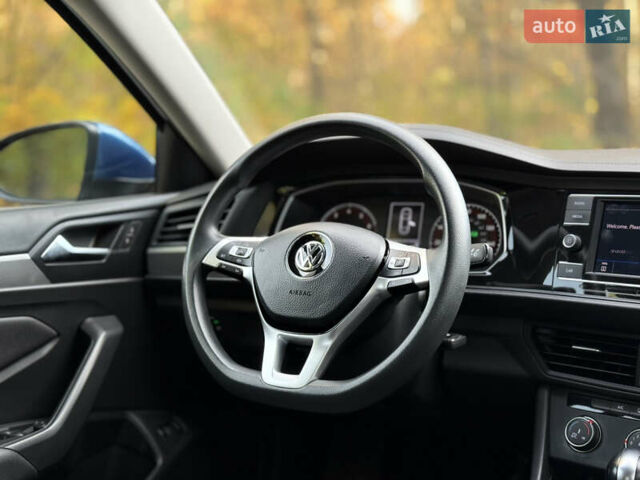 Синий Фольксваген Джетта, объемом двигателя 1.4 л и пробегом 88 тыс. км за 15000 $, фото 31 на Automoto.ua