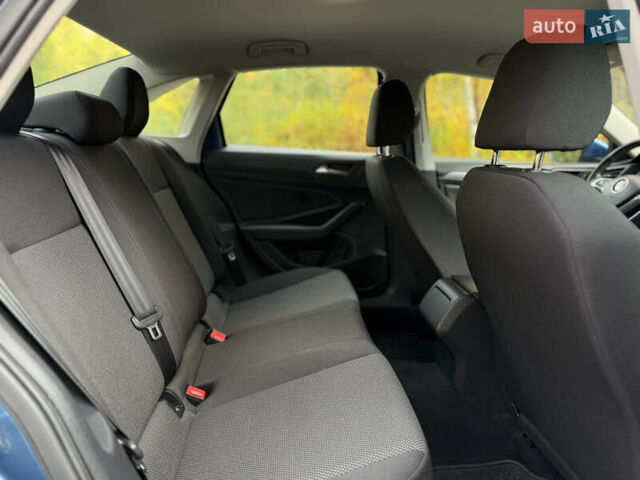 Синий Фольксваген Джетта, объемом двигателя 1.4 л и пробегом 88 тыс. км за 15000 $, фото 52 на Automoto.ua