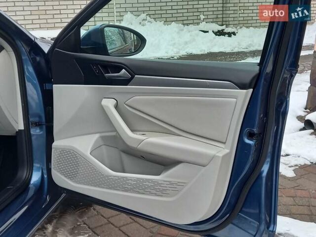 Синий Фольксваген Джетта, объемом двигателя 1.4 л и пробегом 156 тыс. км за 12800 $, фото 50 на Automoto.ua