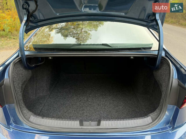 Синий Фольксваген Джетта, объемом двигателя 1.4 л и пробегом 88 тыс. км за 15000 $, фото 55 на Automoto.ua