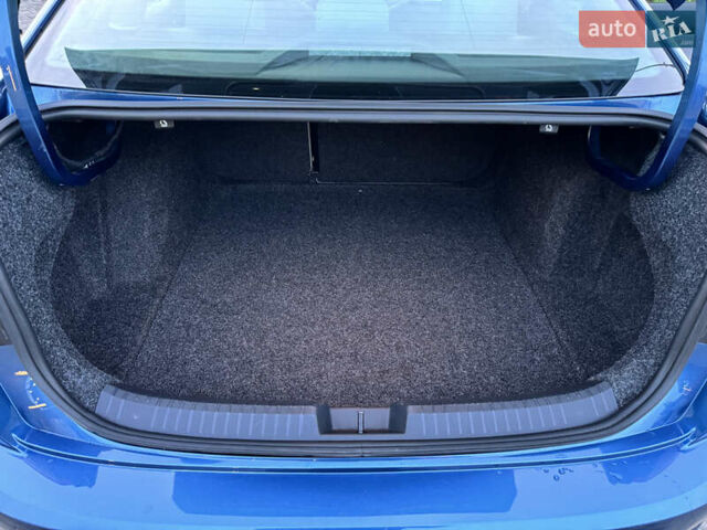 Синий Фольксваген Джетта, объемом двигателя 1.4 л и пробегом 75 тыс. км за 17500 $, фото 28 на Automoto.ua