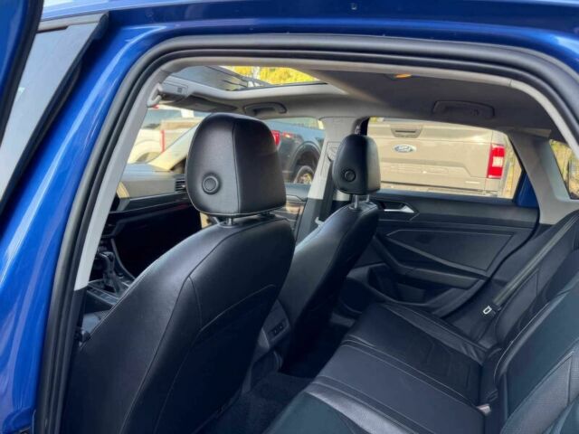 Синій Фольксваген Джетта, об'ємом двигуна 1.5 л та пробігом 18 тис. км за 12300 $, фото 9 на Automoto.ua