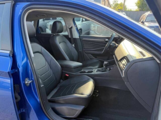 Синій Фольксваген Джетта, об'ємом двигуна 1.5 л та пробігом 18 тис. км за 12300 $, фото 6 на Automoto.ua