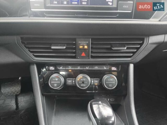 Синий Фольксваген Джетта, объемом двигателя 1.5 л и пробегом 67 тыс. км за 19700 $, фото 26 на Automoto.ua