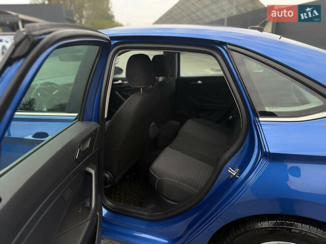 Синий Фольксваген Джетта, объемом двигателя 1.5 л и пробегом 22 тыс. км за 16900 $, фото 13 на Automoto.ua