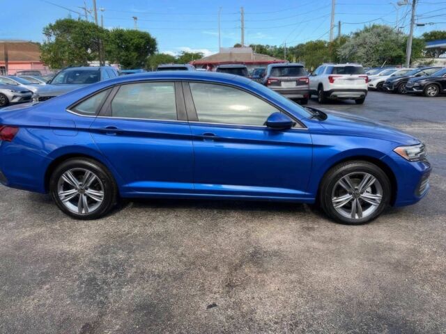 Синий Фольксваген Джетта, объемом двигателя 1.5 л и пробегом 22 тыс. км за 9600 $, фото 4 на Automoto.ua