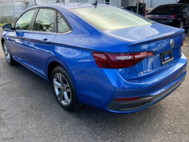 Синий Фольксваген Джетта, объемом двигателя 1.5 л и пробегом 22 тыс. км за 9600 $, фото 5 на Automoto.ua