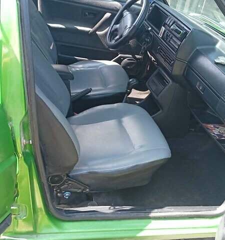 Зелений Фольксваген Джетта, об'ємом двигуна 1.6 л та пробігом 380 тис. км за 1600 $, фото 5 на Automoto.ua