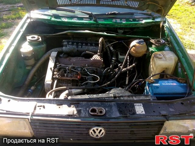 Зеленый Фольксваген Джетта, объемом двигателя 1.6 л и пробегом 300 тыс. км за 650 $, фото 3 на Automoto.ua