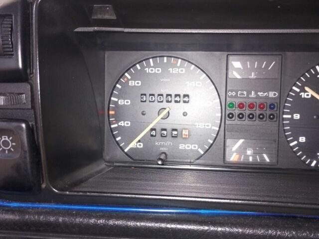 Зеленый Фольксваген Джетта, объемом двигателя 1.6 л и пробегом 300 тыс. км за 1800 $, фото 3 на Automoto.ua