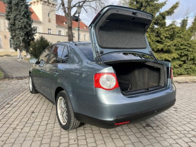 Зеленый Фольксваген Джетта, объемом двигателя 1.9 л и пробегом 280 тыс. км за 4750 $, фото 12 на Automoto.ua