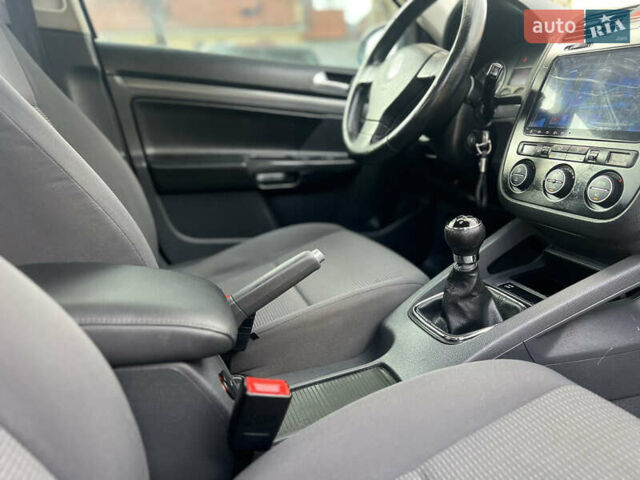 Фольксваген Джетта 2007 в Жовкве на Automoto.ua Зеленый Фольксваген Джетта, объемом двигателя 1.9 л и пробегом 280 тыс. км за 4750 $, фото 34 на Automoto.ua