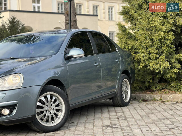 Фольксваген Джетта 2007 в Жовкве на Automoto.ua Зеленый Фольксваген Джетта, объемом двигателя 1.9 л и пробегом 280 тыс. км за 4750 $, фото 9 на Automoto.ua