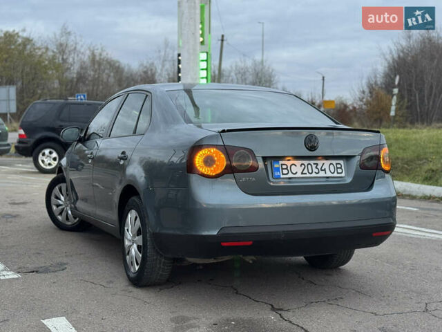 Зелений Фольксваген Джетта, об'ємом двигуна 1.6 л та пробігом 302 тис. км за 4999 $, фото 11 на Automoto.ua