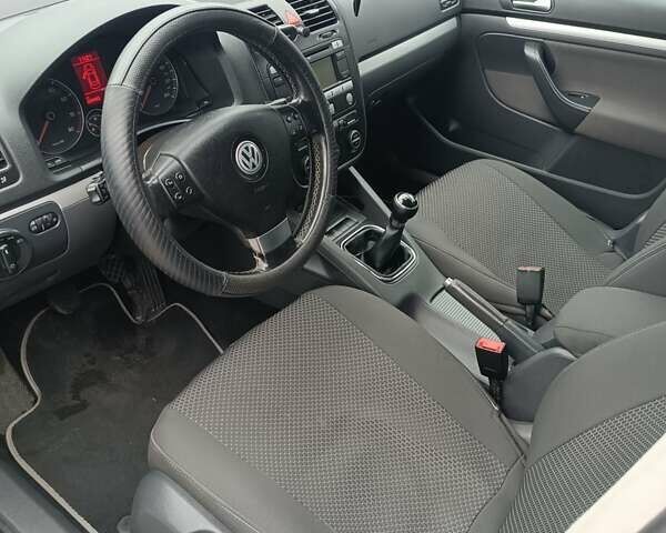 Зеленый Фольксваген Джетта, объемом двигателя 1.4 л и пробегом 269 тыс. км за 5500 $, фото 3 на Automoto.ua