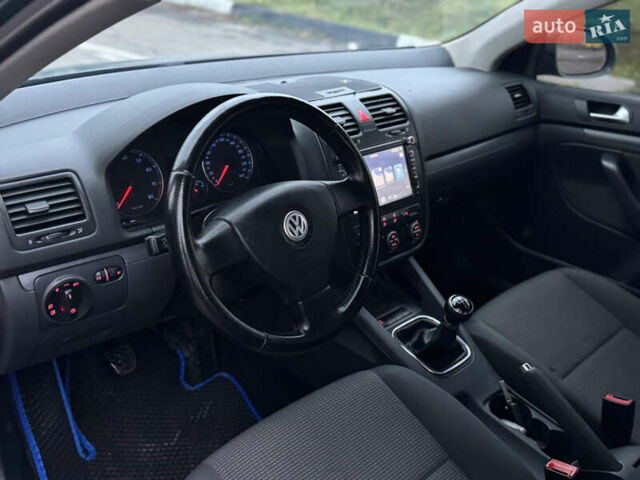 Зеленый Фольксваген Джетта, объемом двигателя 1.6 л и пробегом 302 тыс. км за 4750 $, фото 16 на Automoto.ua