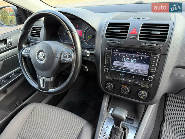 Зеленый Фольксваген Джетта, объемом двигателя 1.9 л и пробегом 224 тыс. км за 7200 $, фото 4 на Automoto.ua