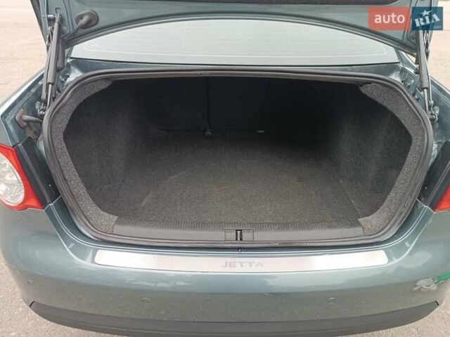 Зеленый Фольксваген Джетта, объемом двигателя 1.4 л и пробегом 269 тыс. км за 5500 $, фото 13 на Automoto.ua