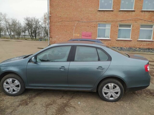 Зеленый Фольксваген Джетта, объемом двигателя 1.6 л и пробегом 380 тыс. км за 6000 $, фото 5 на Automoto.ua