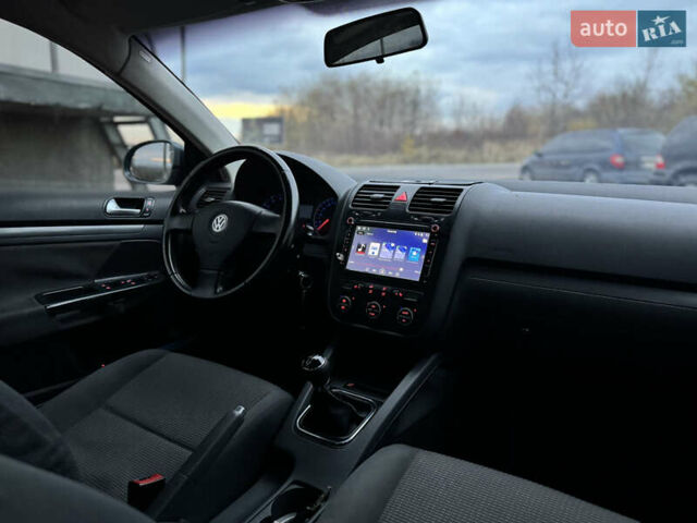 Зеленый Фольксваген Джетта, объемом двигателя 1.6 л и пробегом 302 тыс. км за 4750 $, фото 27 на Automoto.ua