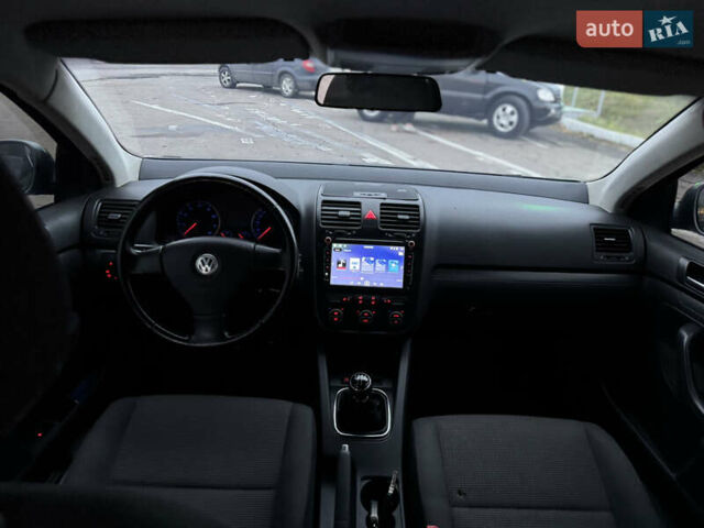 Зеленый Фольксваген Джетта, объемом двигателя 1.6 л и пробегом 302 тыс. км за 4750 $, фото 21 на Automoto.ua