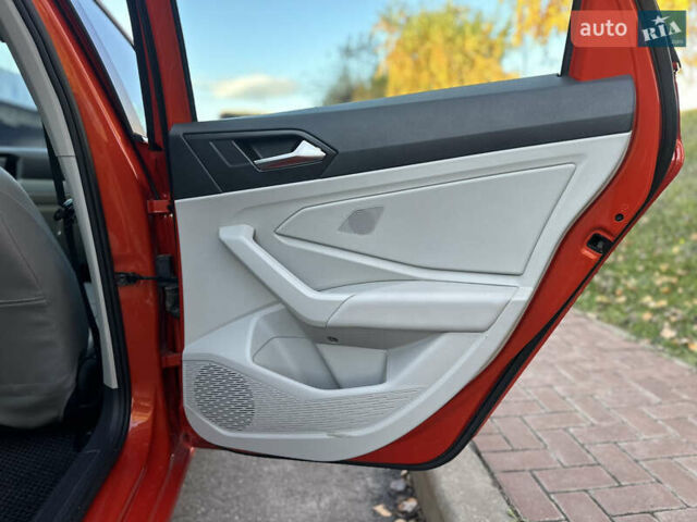 Оранжевый Фольксваген Джетта, объемом двигателя 1.4 л и пробегом 140 тыс. км за 10899 $, фото 28 на Automoto.ua