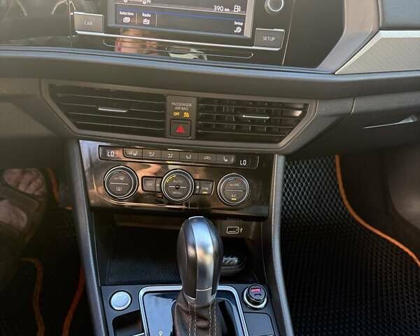 Оранжевый Фольксваген Джетта, объемом двигателя 1.4 л и пробегом 94 тыс. км за 17000 $, фото 9 на Automoto.ua