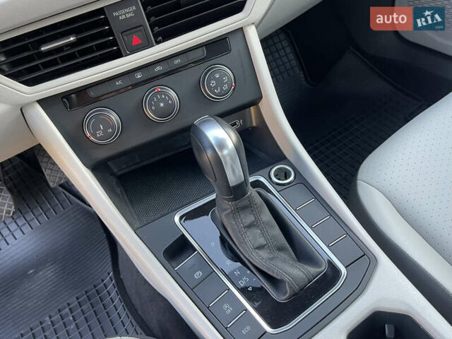 Помаранчевий Фольксваген Джетта, об'ємом двигуна 1.4 л та пробігом 92 тис. км за 14800 $, фото 33 на Automoto.ua