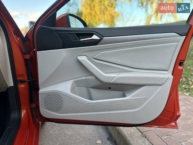 Оранжевый Фольксваген Джетта, объемом двигателя 1.4 л и пробегом 140 тыс. км за 10899 $, фото 32 на Automoto.ua