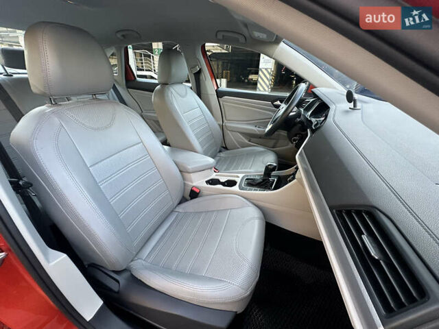 Оранжевый Фольксваген Джетта, объемом двигателя 1.4 л и пробегом 140 тыс. км за 10899 $, фото 36 на Automoto.ua