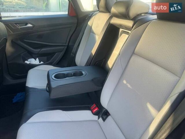 Оранжевый Фольксваген Джетта, объемом двигателя 1.4 л и пробегом 59 тыс. км за 16500 $, фото 27 на Automoto.ua