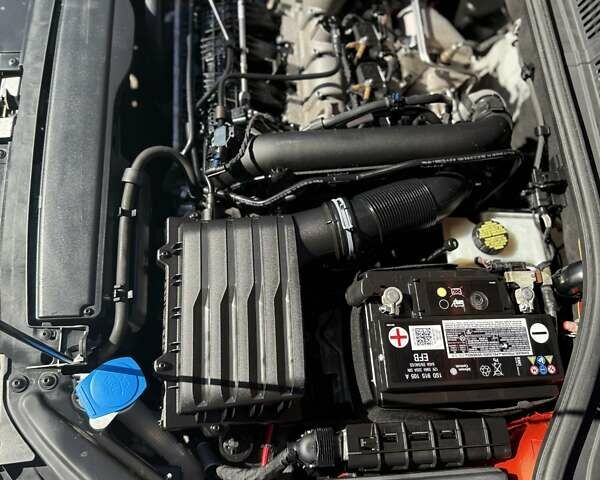 Оранжевый Фольксваген Джетта, объемом двигателя 1.4 л и пробегом 94 тыс. км за 17000 $, фото 6 на Automoto.ua