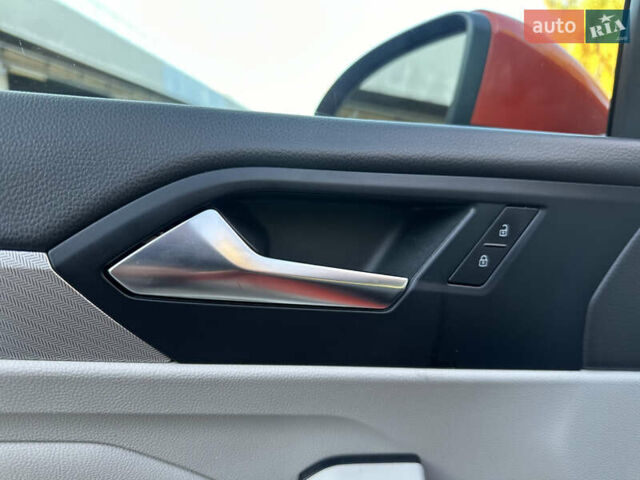 Оранжевый Фольксваген Джетта, объемом двигателя 1.4 л и пробегом 140 тыс. км за 10899 $, фото 9 на Automoto.ua