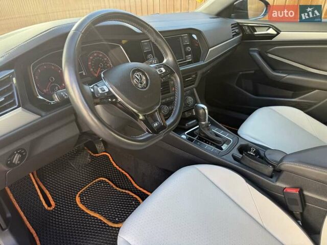 Оранжевый Фольксваген Джетта, объемом двигателя 1.4 л и пробегом 94 тыс. км за 17000 $, фото 10 на Automoto.ua