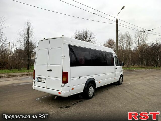 Білий Фольксваген ЛТ, об'ємом двигуна 2.5 л та пробігом 0 тис. км за 9000 $, фото 2 на Automoto.ua