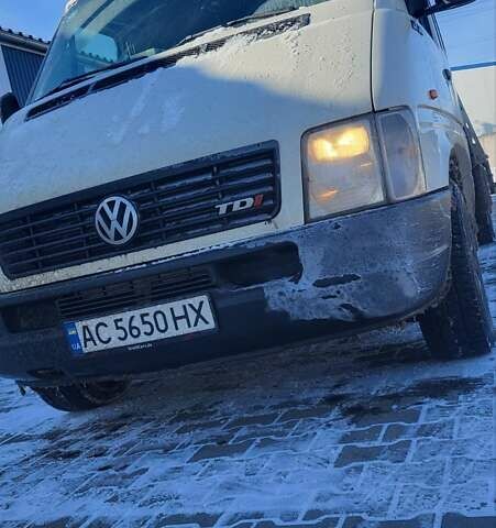 Белый Фольксваген ЛТ, объемом двигателя 2.8 л и пробегом 724 тыс. км за 14000 $, фото 3 на Automoto.ua