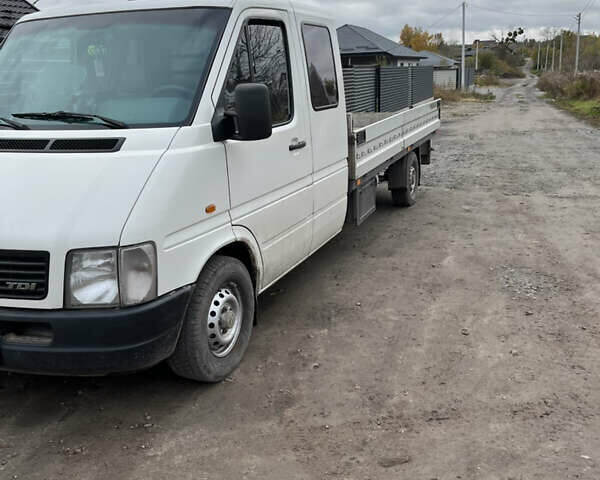 Фольксваген ЛТ 2000 у Дубно на Automoto.ua Білий Фольксваген ЛТ, об'ємом двигуна 0 л та пробігом 500 тис. км за 10000 $, фото 1 на Automoto.ua