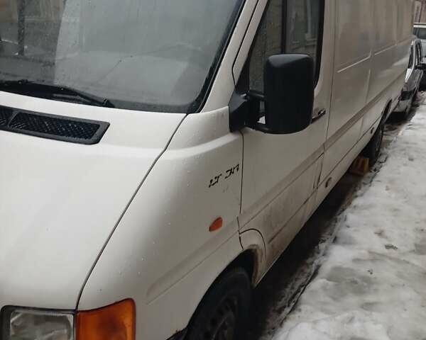 Белый Фольксваген ЛТ, объемом двигателя 2.46 л и пробегом 570 тыс. км за 5400 $, фото 25 на Automoto.ua
