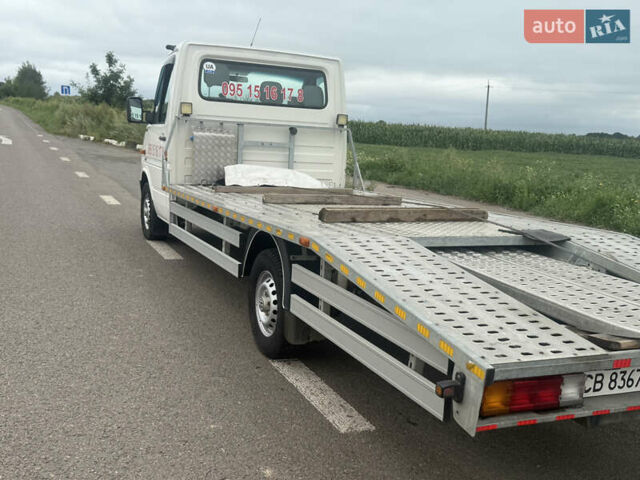 Белый Фольксваген ЛТ, объемом двигателя 2.5 л и пробегом 280 тыс. км за 13000 $, фото 6 на Automoto.ua