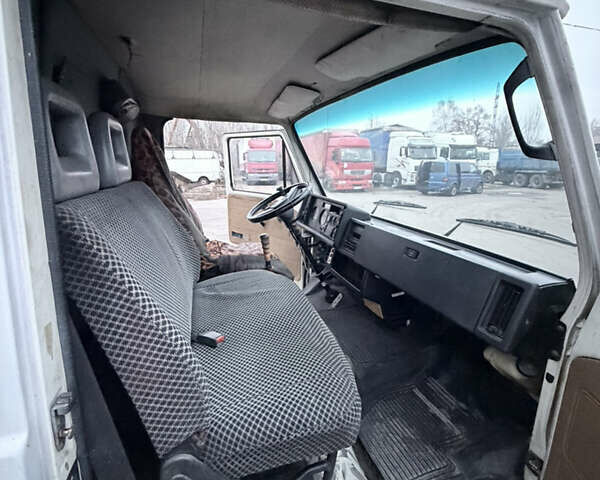 Білий Фольксваген ЛТ, об'ємом двигуна 2.5 л та пробігом 545 тис. км за 2400 $, фото 5 на Automoto.ua