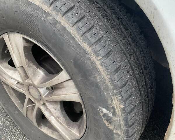 Белый Фольксваген ЛТ, объемом двигателя 2.46 л и пробегом 600 тыс. км за 5600 $, фото 11 на Automoto.ua