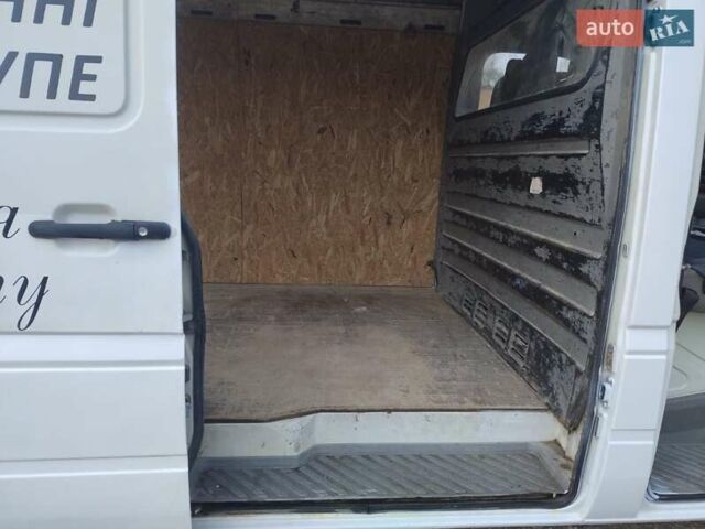 Белый Фольксваген ЛТ, объемом двигателя 2.46 л и пробегом 470 тыс. км за 5200 $, фото 14 на Automoto.ua