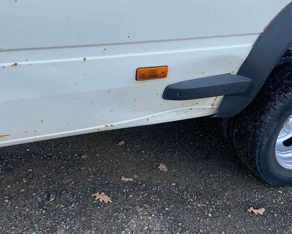 Белый Фольксваген ЛТ, объемом двигателя 2.46 л и пробегом 450 тыс. км за 4950 $, фото 6 на Automoto.ua