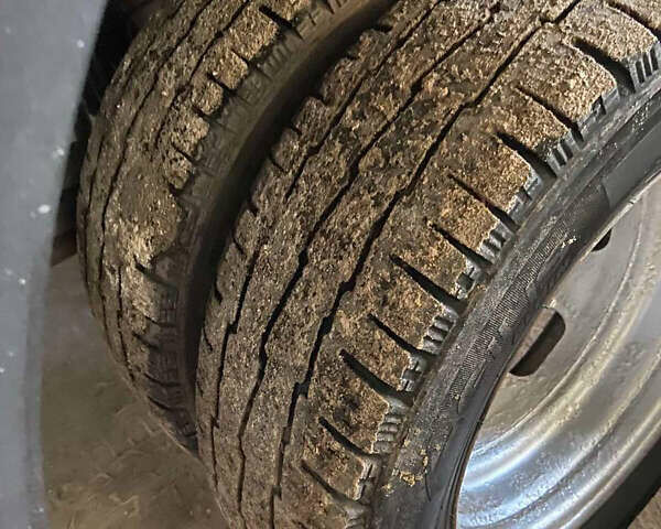 Белый Фольксваген ЛТ, объемом двигателя 2.46 л и пробегом 450 тыс. км за 4950 $, фото 13 на Automoto.ua