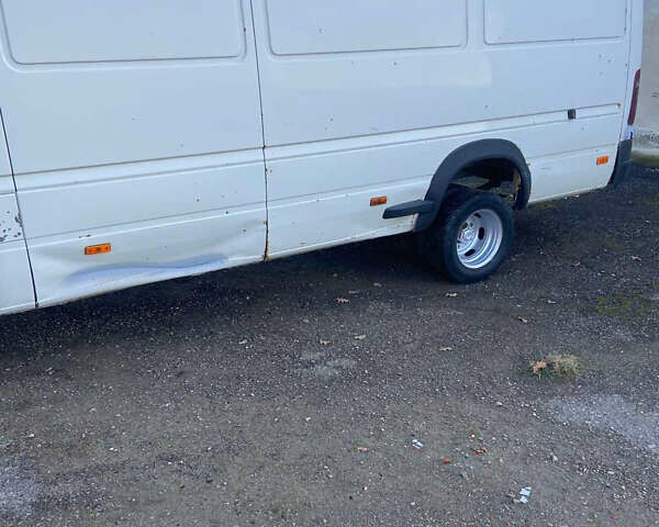 Белый Фольксваген ЛТ, объемом двигателя 2.46 л и пробегом 450 тыс. км за 4950 $, фото 5 на Automoto.ua