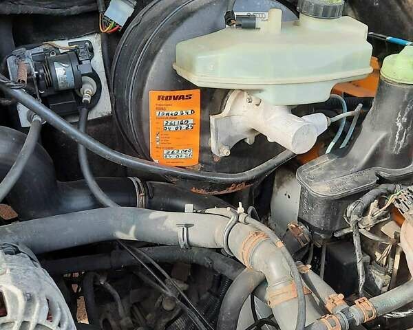 Белый Фольксваген ЛТ, объемом двигателя 2.46 л и пробегом 420 тыс. км за 7500 $, фото 3 на Automoto.ua