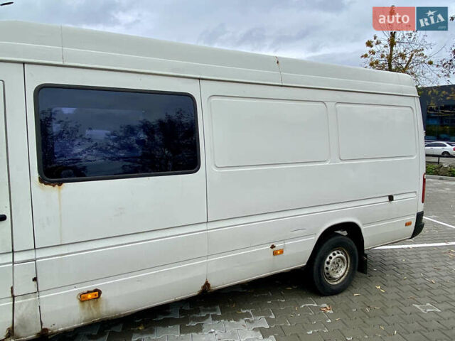 Белый Фольксваген ЛТ, объемом двигателя 2.4 л и пробегом 3 тыс. км за 5000 $, фото 5 на Automoto.ua