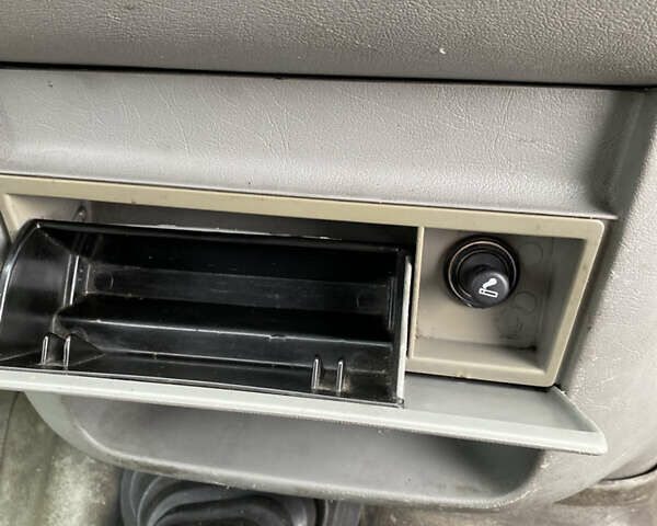 Белый Фольксваген ЛТ, объемом двигателя 2.4 л и пробегом 3 тыс. км за 5000 $, фото 10 на Automoto.ua