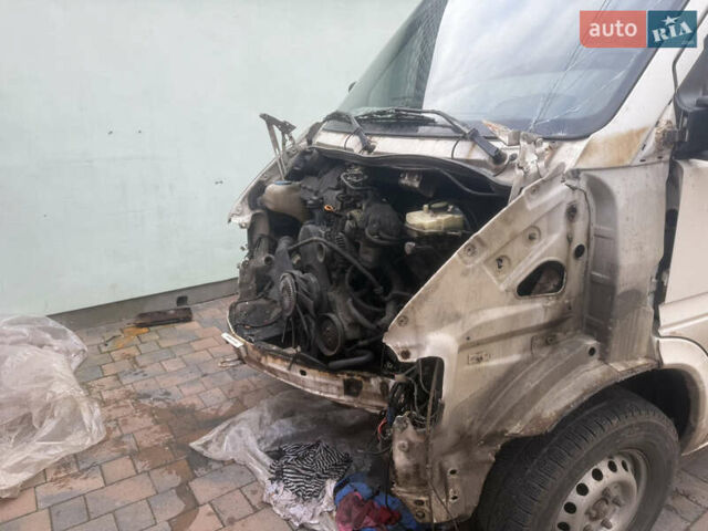 Белый Фольксваген ЛТ, объемом двигателя 2.46 л и пробегом 555 тыс. км за 4500 $, фото 6 на Automoto.ua